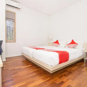 Hotel Oyo 2854 Cozy, Seminyak